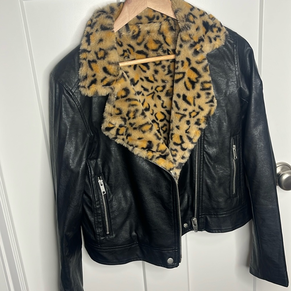 Vegan leather with faux fur lining jacket New without tags size small